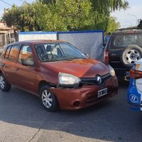 Se desvaneció, chocó y murió de un infarto en Neuquén