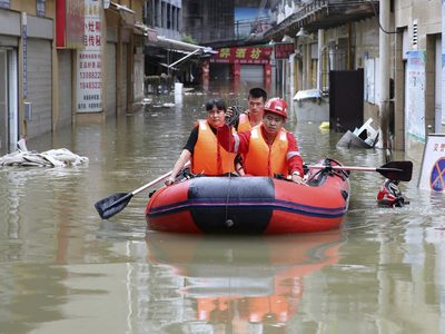 Miles de personas obligadas a evacuar en China ante las brutales inundaciones
