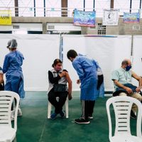 Cuáles son los centros de vacunación que funcionan hoy en Neuquén