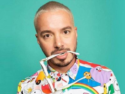 "Tiempos diferentes": Así festeja J Balvin su cumpleaños. ¡Familia, globos y barbijos!