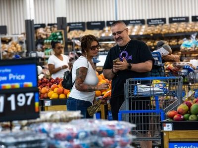 Inflación en EU alcanza nivel mínimo en tres años