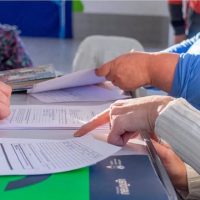 Unos 5.500 estudiantes de Neuquén ya están en condiciones de cobrar las becas Gregorio Álvarez