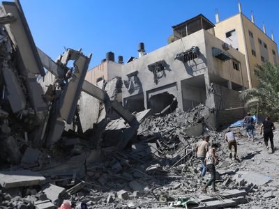 Ya son dos mil 450 los palestinos muertos en la Franja de Gaza