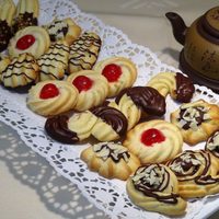 Con solo una yema, hacé 2 bandejas de masas secas variadas, ideales para vender y emprender