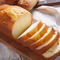 Budín de coco con corazón de dulce de leche: la receta matera que no te va a faltar para compartir a la tarde