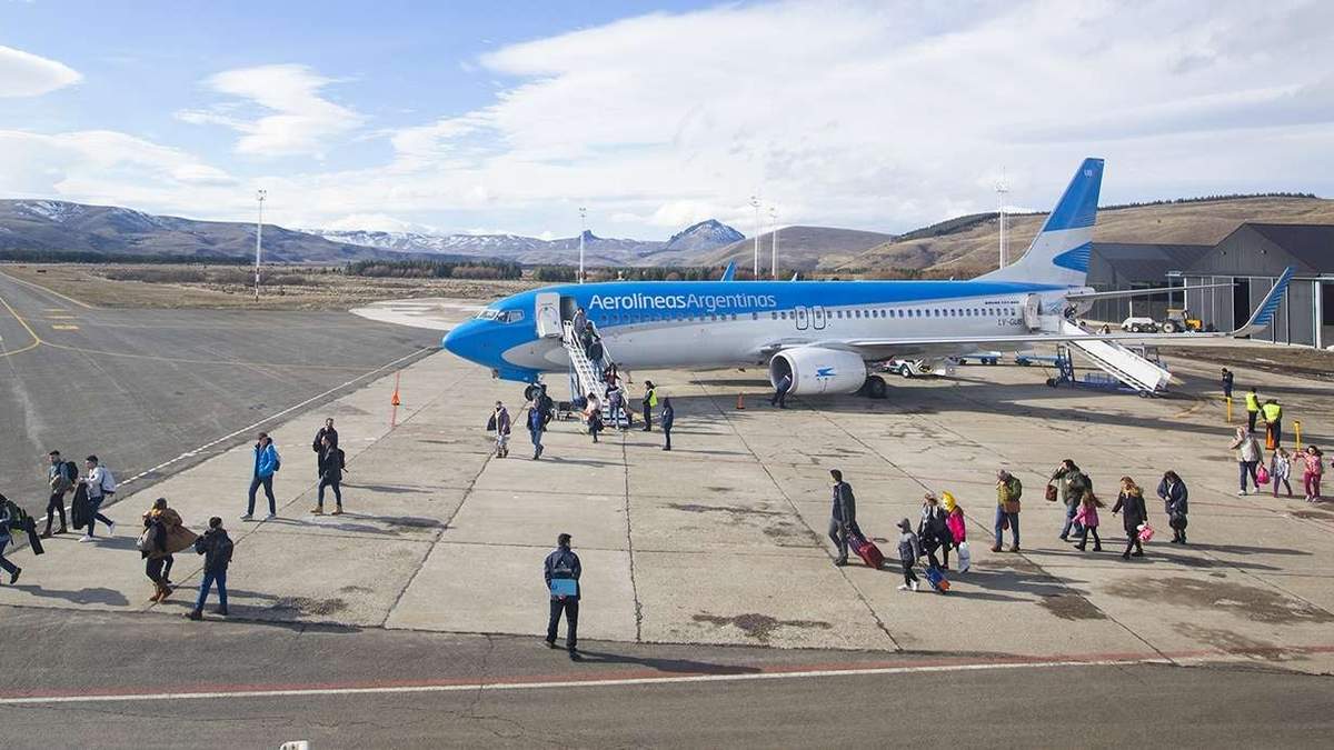 El aeropuerto Aviador Carlos Campos de San Martín de los Andes, más conocido como de Chapelco, reflejó la llegada de turistas en Noviembre 2022. Fuente: (Facebook)