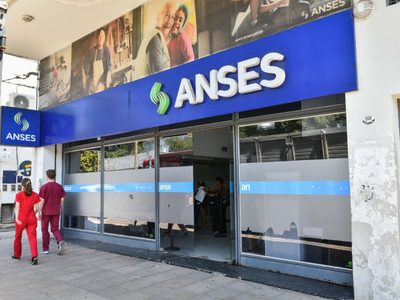 ANSES: quiénes cobran jubilaciones y pensiones hoy en Neuquén