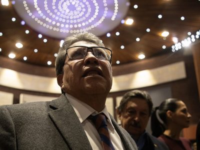 Ricardo Monreal recula y anuncia su respaldo a la propuesta de reforma electoral de Sheinbaum
