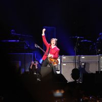 Estafan con boletos falsos a fanáticos de Paul McCartney