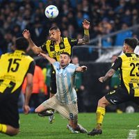 “Imprudente”: la Conmebol reveló los audios del VAR del penal de Racing ante Peñarol
