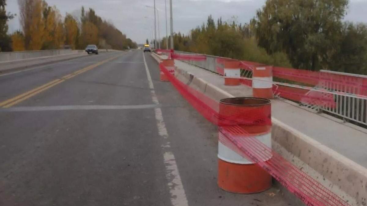 Repararán la baranda del tercer puente. Fuente: (Facebook)