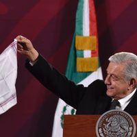 "Es echar porquería al ventilador": AMLO sobre el escándalo de colaboradores de Layda Sansores