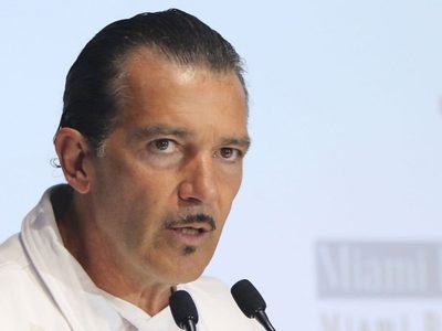 ¡Alguien tiene que ayudarlo! La desesperación de Antonio Banderas por la cuarentena