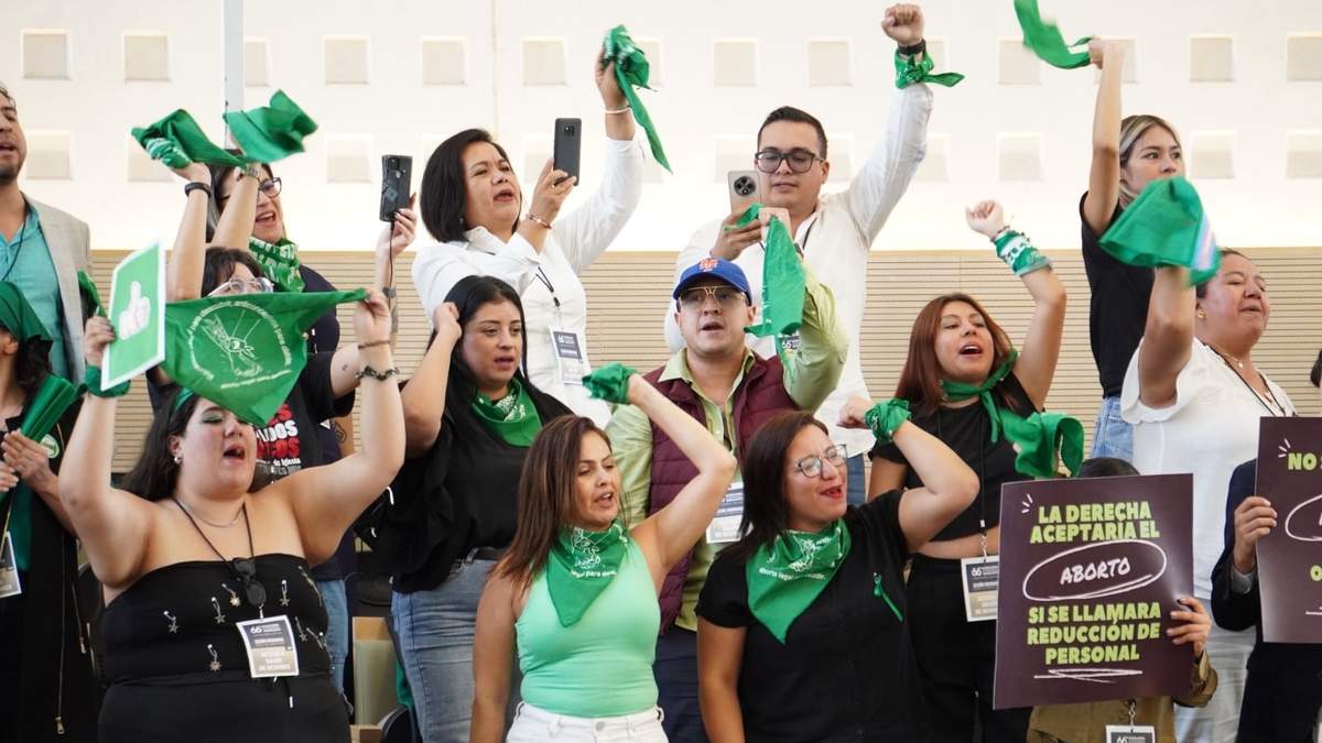 Morenistas este jueves en el Congreso de Guanajuato
