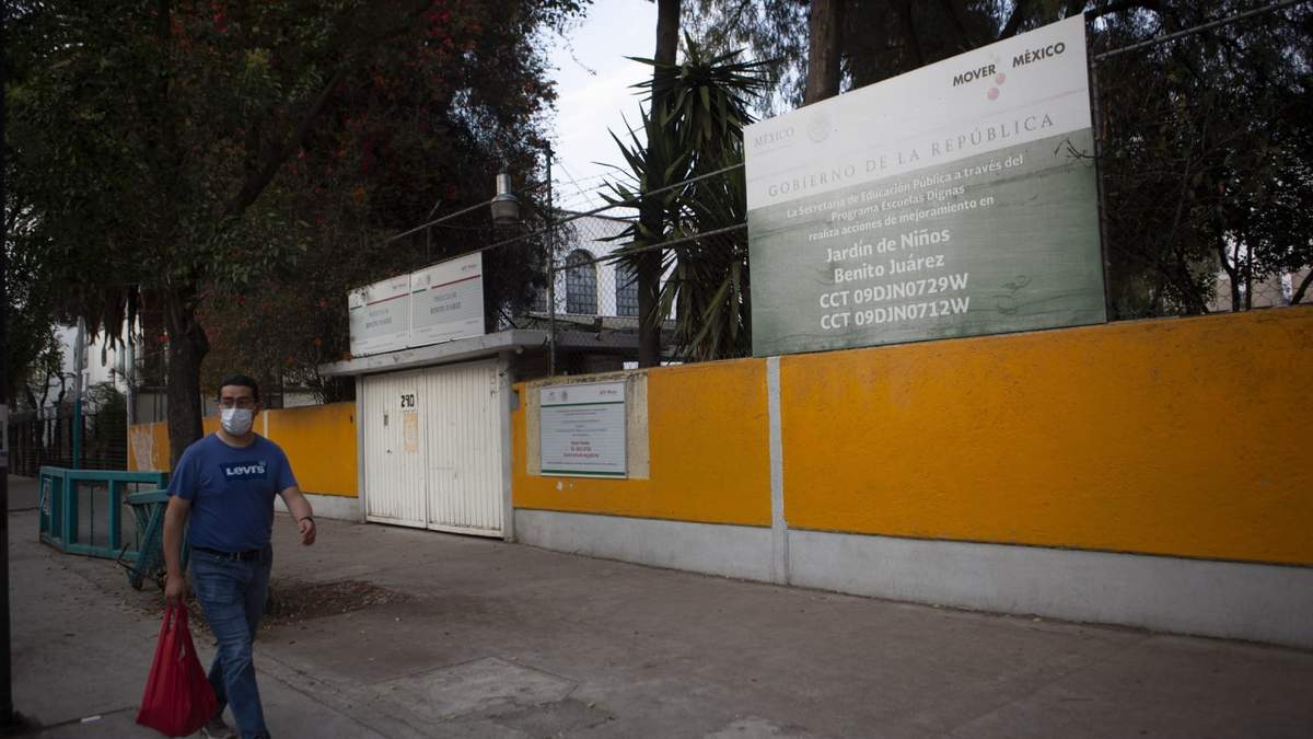 El presidente López Obrador ha insistido en que los alumnos deben regresar a la escuela