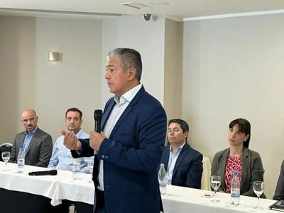 La austeridad de Figueroa y el nuevo recorte en la planta política