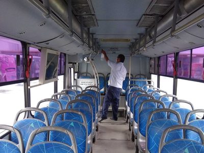 Gobierno de Nuevo León rentará 800 autobuses urbanos ante déficit de unidades