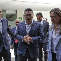 Tras gresca, "Alito" Moreno acude a sesión extraordinaria convocada por Noroña