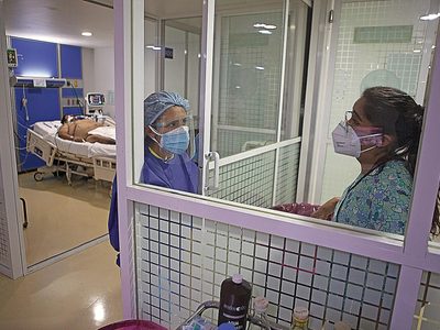 México registra 303 mil 183 muertes por covid-19