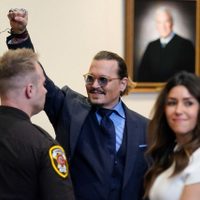 Johnny Depp enfrentará un nuevo juicio; lo acusan de agresión