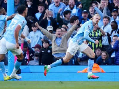 Manchester City derrota 2-1 al Arsenal; esta victoria lo acerca a la lucha por la Premier