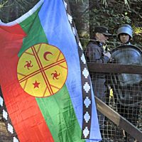Pablo Antriao asegura que en Villa La Angostura "no hubo comunidad Mapuche"