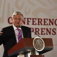 AMLO anuncia empleo para 40 mil migrantes en maquiladoras del norte