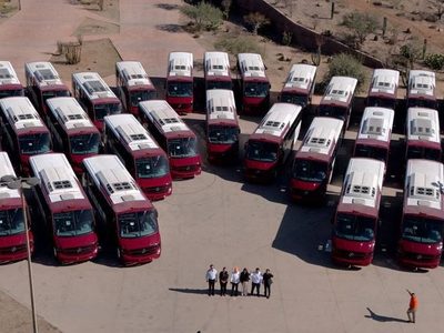 Beneficiamos a más de medio millón de usuarios del transporte sin aumentos en la tarifa: Durazo