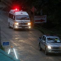 Reportan rescate de seis niños atrapados en cueva de Tailandia