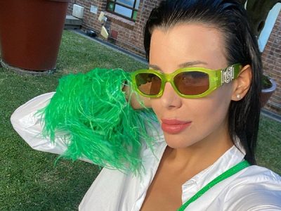 Charlotte Caniggia tiene el trench coat más buscado para un look casual y chic a la vez: cómo se usan