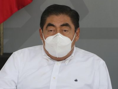 Puebla: Miguel Barbosa acusa que el Insabi no ha surtido medicamentos desde enero