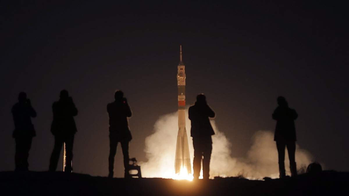Lanzamiento del satélite ruso Sputnik. Fuente: (Twitter)