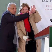 “Está malita de la derecha y está muy bien de la izquierda” la broma de AMLO a Maru Campos