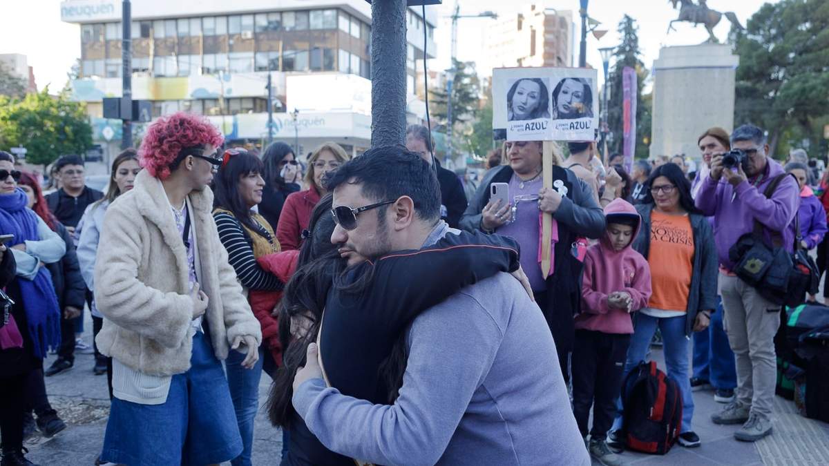 Marcos, hermano de Azul estuvo presente en la protesta. Fuente: (Emiliano Ortiz)