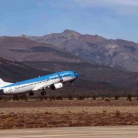 Aerolineas Argentinas lanzó una promoción para el turismo de otoño en la cordillera