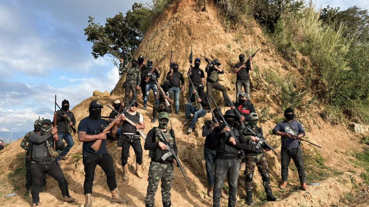 Autodefensas. Abandono