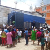 Saquean camión con despensas para compra del voto en Guerrero (Video)