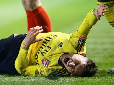 La impactante fractura de Lucas Torreira