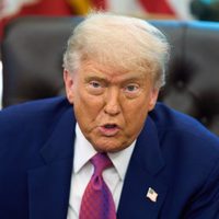 Trump "aún está interesado" en una vía diplomática con Irán: portavoz de la Casa Blanca