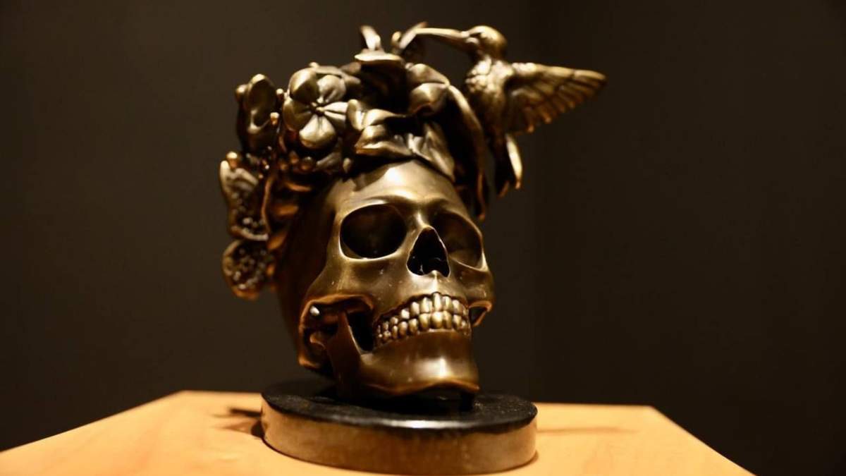 Calaveras de Perla Arroyo en la coyoacanense Reyes Heroles
