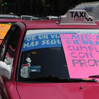 El Movimiento Nacional Taxista levanta plantón y accede a dialogar con autoridades