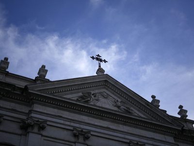 Iglesia portuguesa estima que más 4 mil 800 menores sufrieron abusos sexuales desde 1950
