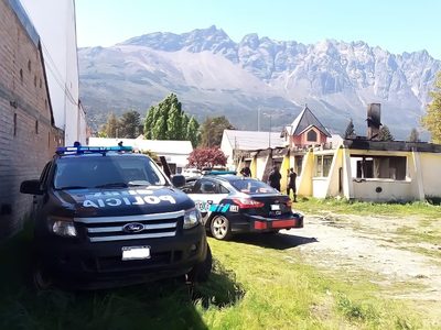 Ataques incendiarios: peritos de la Policía Federal ya investigan en El Bolsón