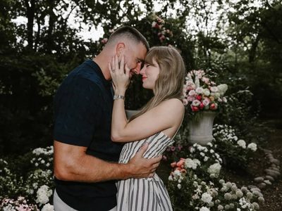 Taylor Swift anunció su casamiento y mostró su espectacular anillo