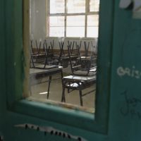Lunes sin clases en Neuquén: auxiliares de servicio de ATE realizarán un paro