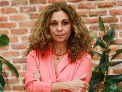 El gran susto que se llevó Lolita Flores en pleno escenario: una ambulancia tuvo que intervenir