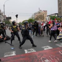 Arde Perú: el gobierno declara estado de emergencia en distintas regiones