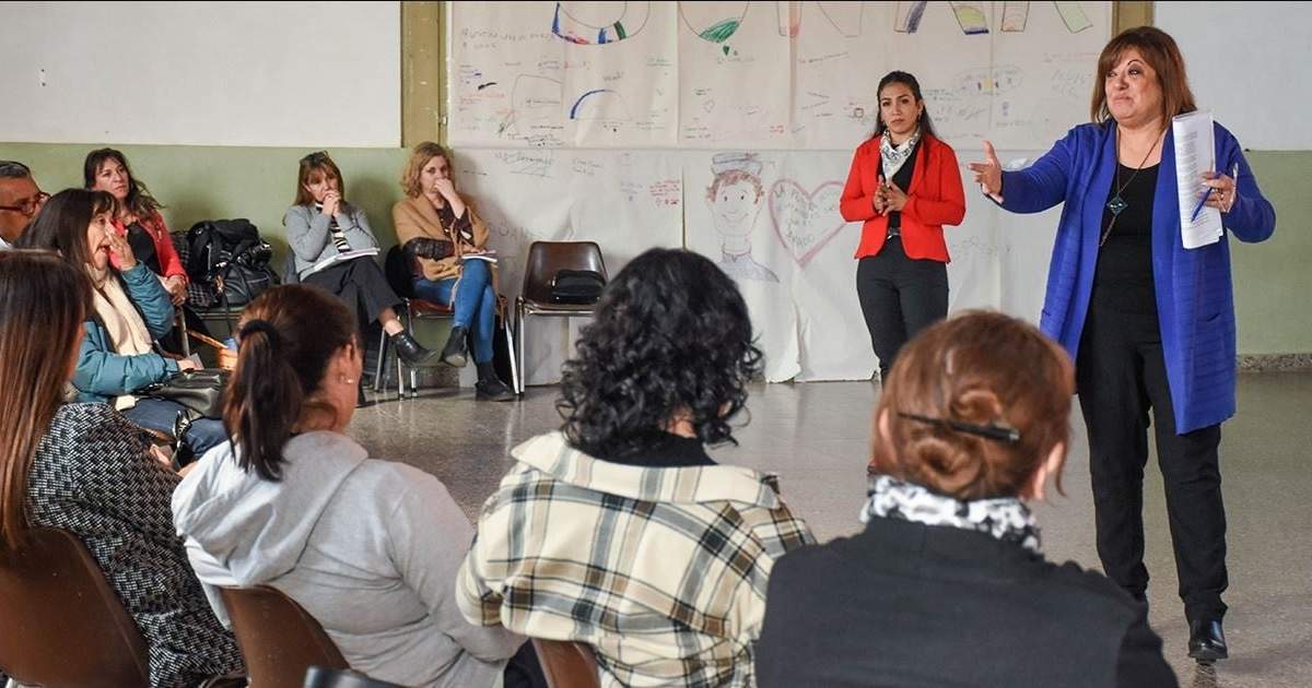 El encuentro reunió a supervisores y equipos directivos del nivel primario. Fuente: (Gobierno de Neuquén)