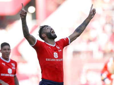 Tremendo conflicto entre River e Independiente por Alexander Barboza