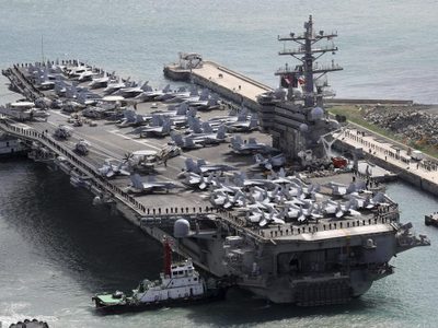 EU envía un portaaviones a Surcorea para ejercicios militares